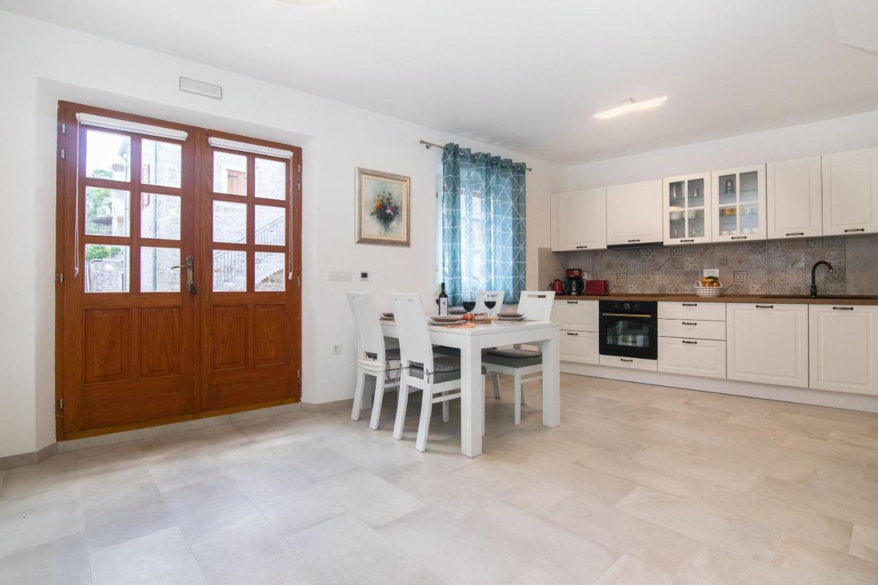 Вилла House Tia Врбоска Экстерьер фото